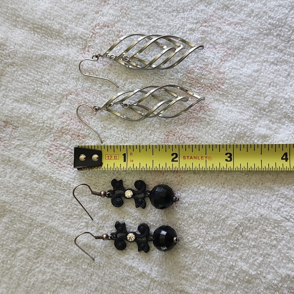 Dangle earrings - Picture 2 of 2